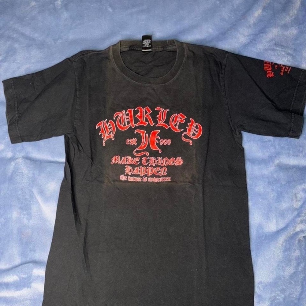 Vintage Hurley T-SHIRT "Make Things Happen" Men's Size Small‎